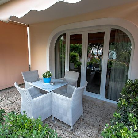 לאוטרה אדיפסאו Over Sea Rooms & Villas מראה חיצוני תמונה