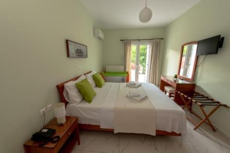 לאוטרה אדיפסאו Over Sea Rooms & Villas מראה חיצוני תמונה