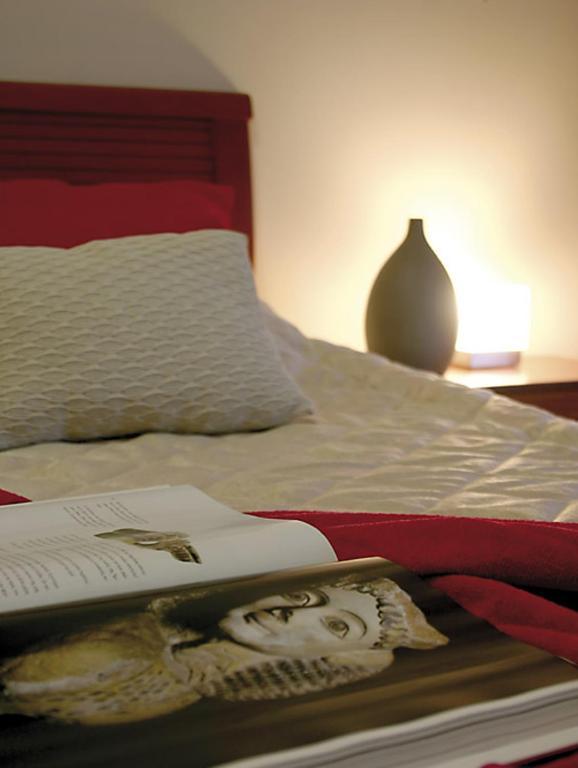 לאוטרה אדיפסאו Over Sea Rooms & Villas חדר תמונה